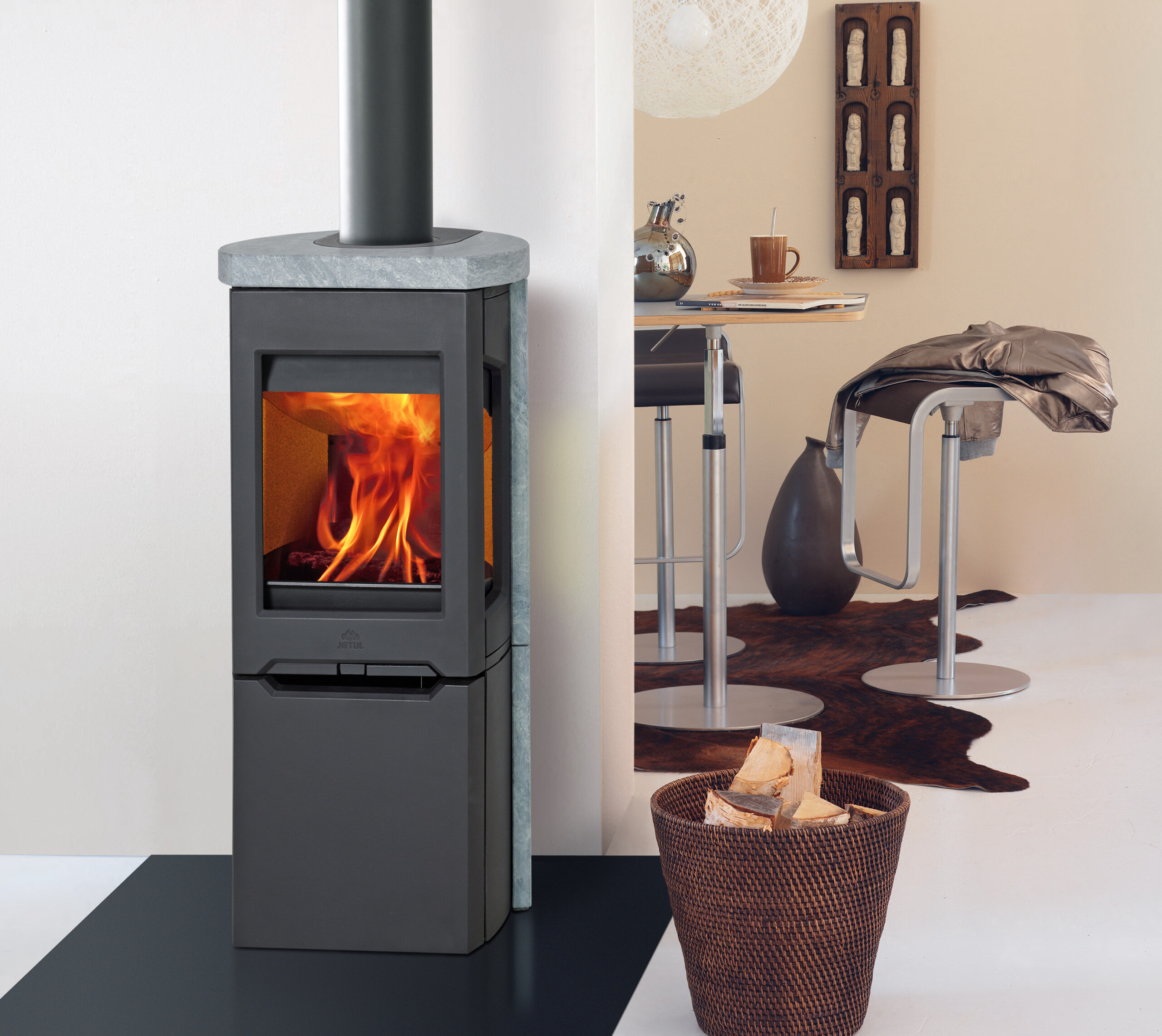 Cast iron fireplace JOTUL F 165 S, with soapstone Kodukolle